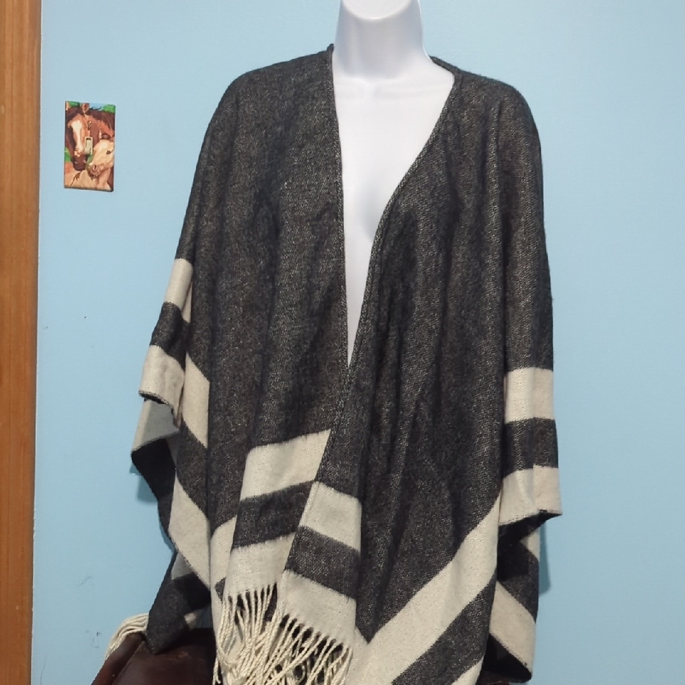 Walter Baker Monochrome Knit Poncho